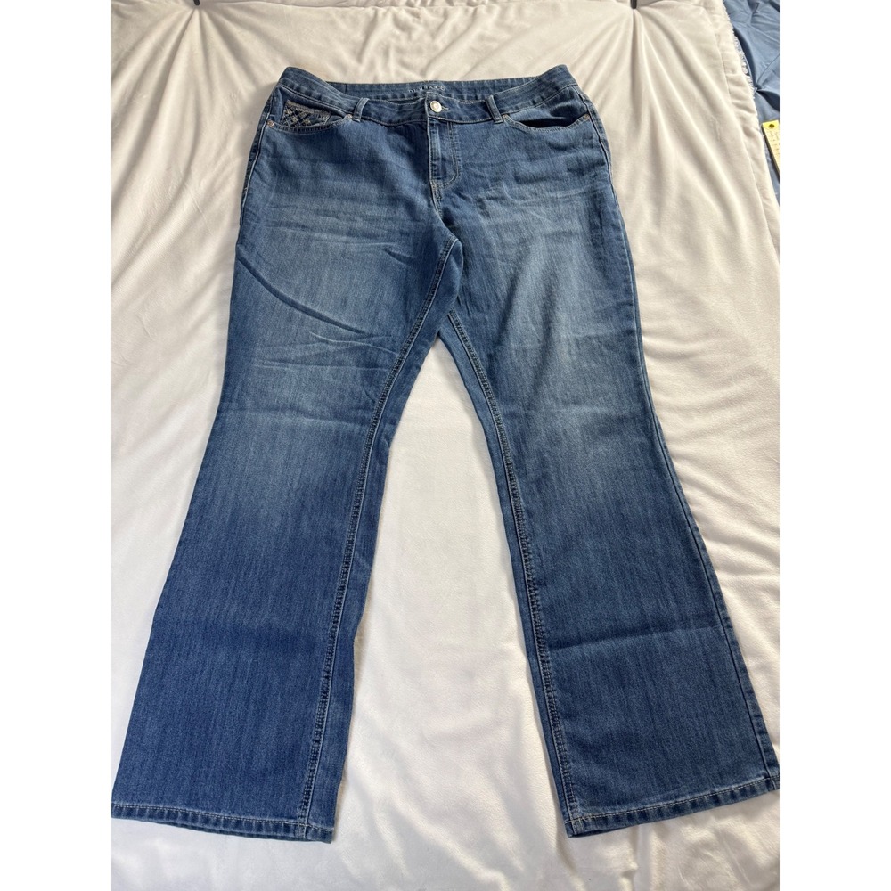 Maurices Womens 20W Long Bootcut Jeans Medium Wash Embroidered Pockets Stretch
